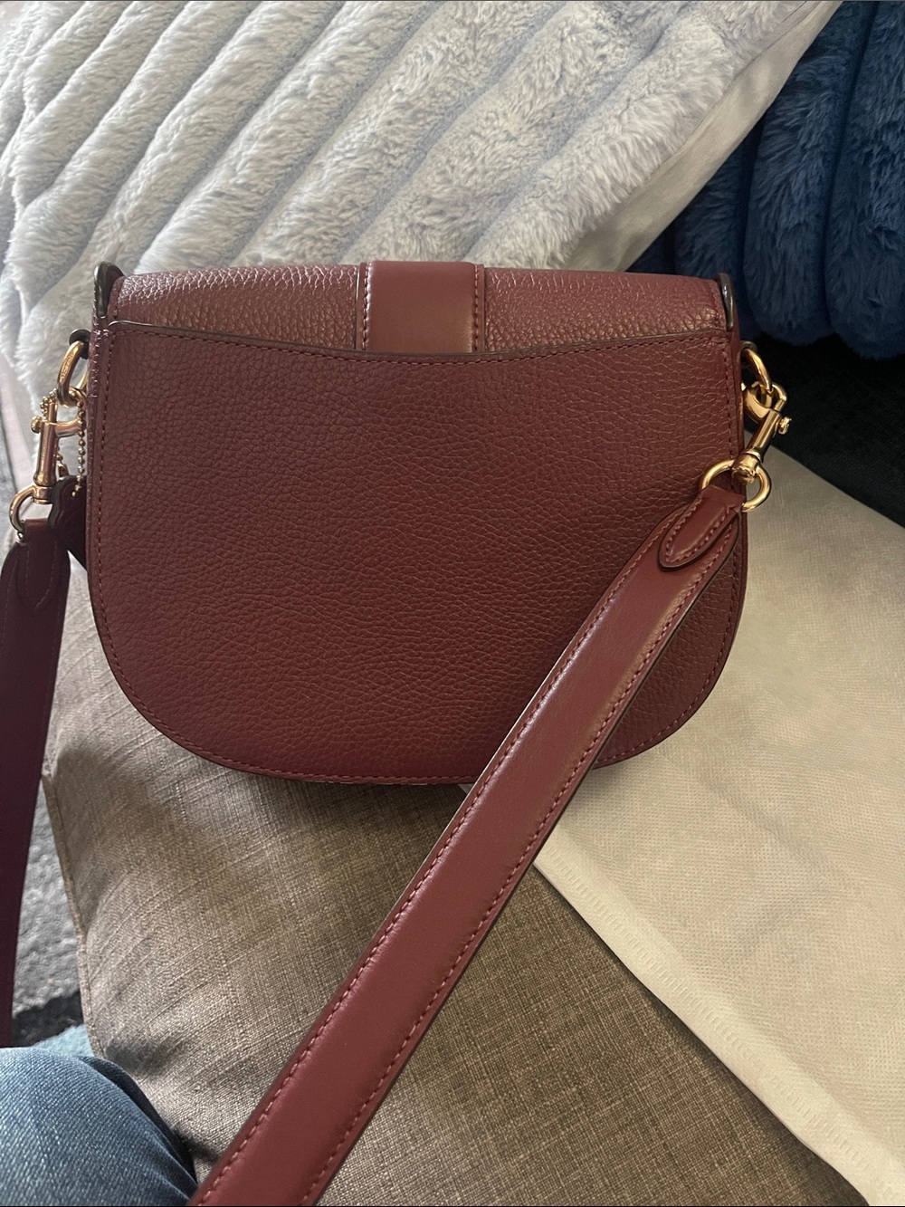 Coach Two-Tone Burgundy & Pink Leather Georgie Saddle Crossbody - Picture 4 of 13